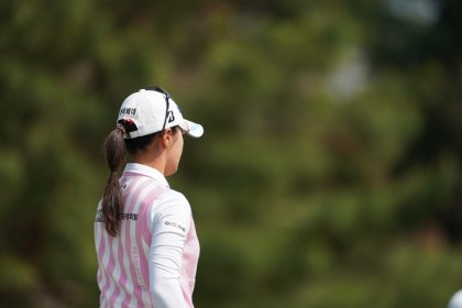 [사진] 박현경의 뒷모습